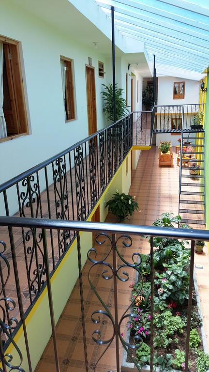 Hotel Posada Las Rosas ซานกริสโตบัล เด ลาสกาซาส ภายนอก รูปภาพ