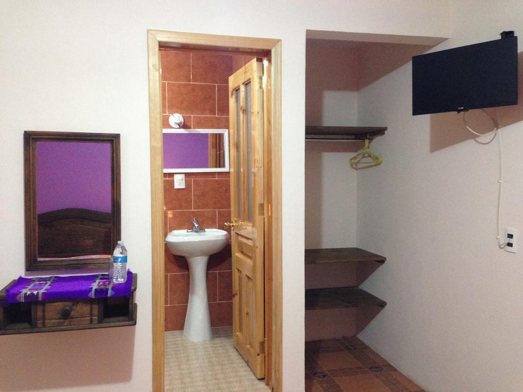 Hotel Posada Las Rosas ซานกริสโตบัล เด ลาสกาซาส ห้อง รูปภาพ